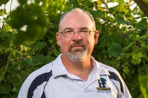 Scott Kohl directs the viticulture and enology program at Highland Community College and manages 456 Wineries. 